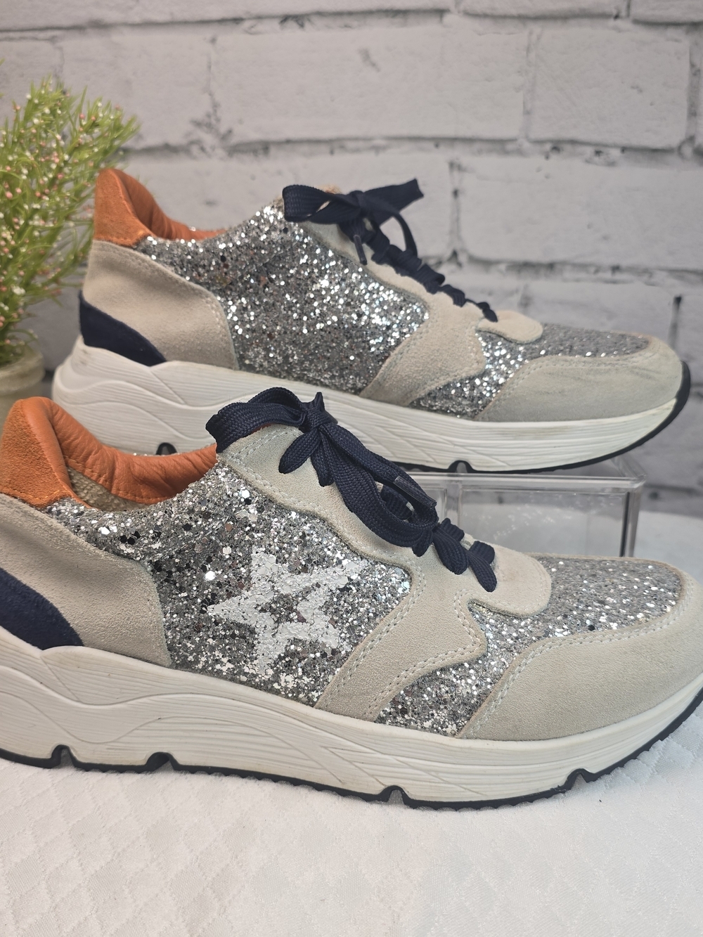 STEVEN BY STEVE MADDEN PRICE SILVER MULTI SNEAKERS GLITTER STAR SUEDE WOMENS 8